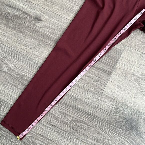 AERIE OFFLINE Real Me Smocked Waistband 7/8 Legging Medium Dark Red Active NWT - Picture 8 of 8
